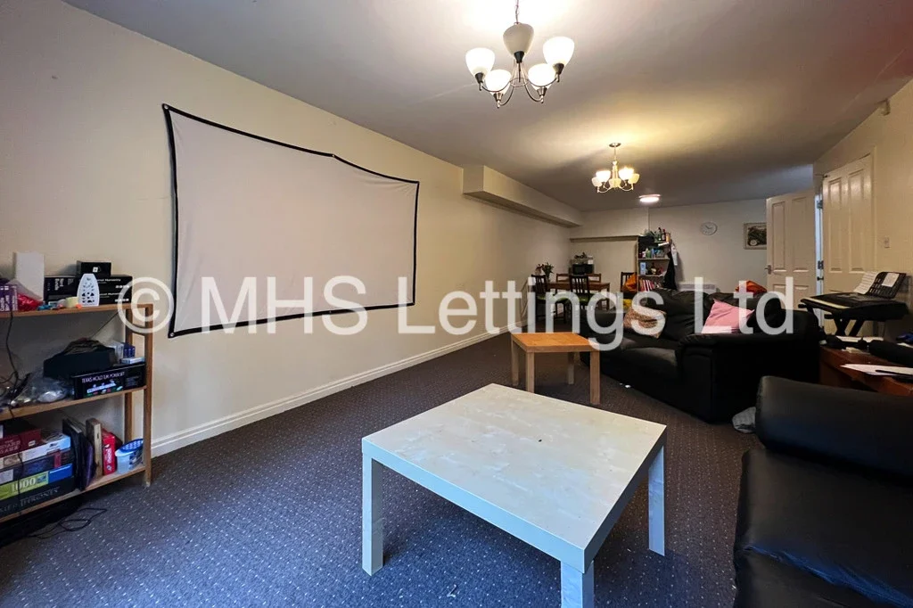 Flat Stanmore Hill in Leeds