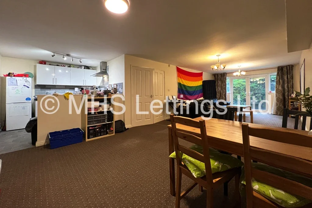 Flat Stanmore Hill in Leeds