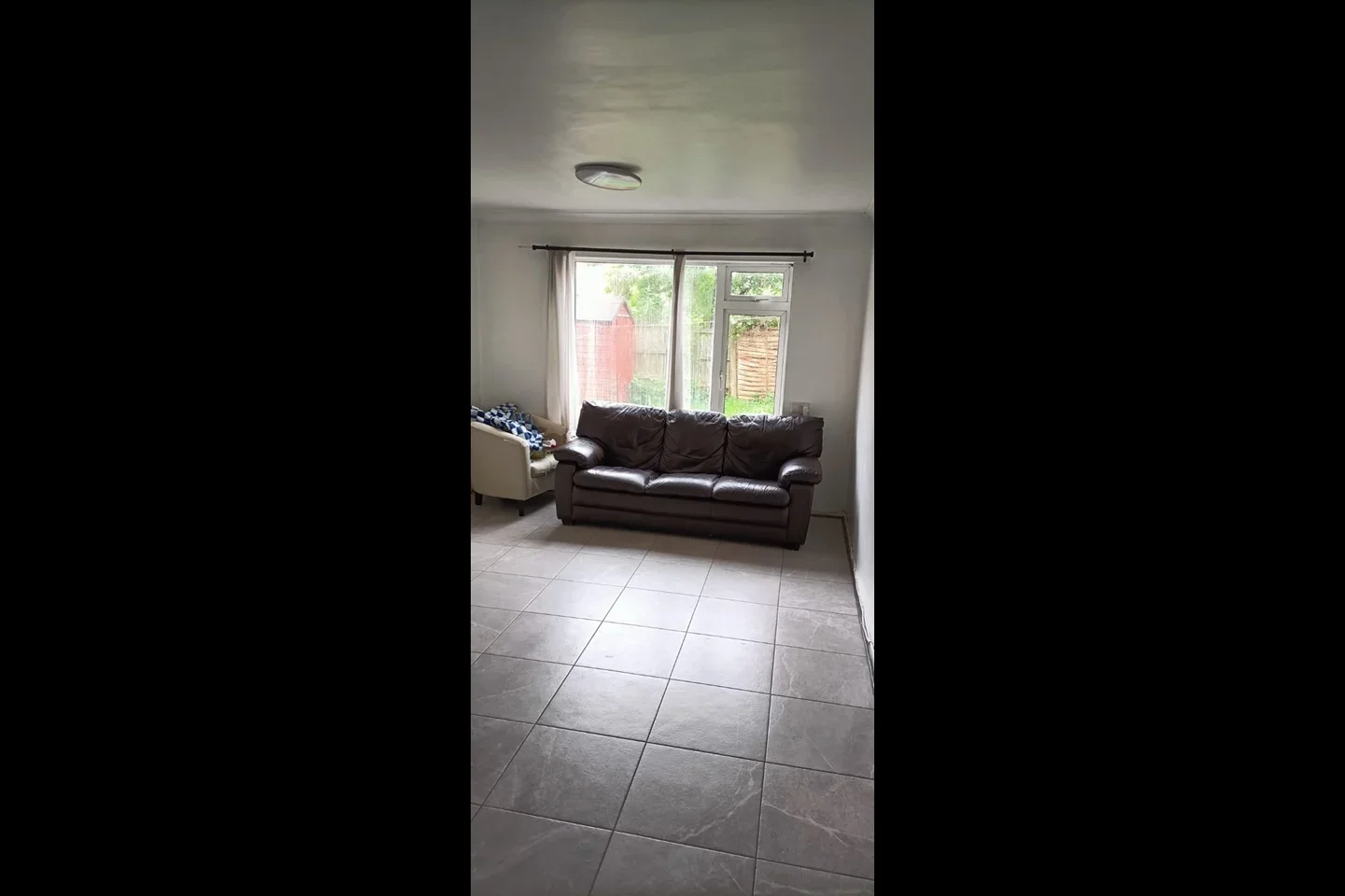 Room Beech Drive in Stevenage