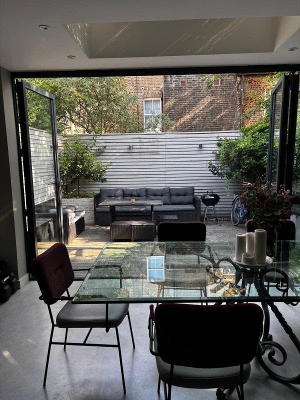 Room Archel Road in Greater London