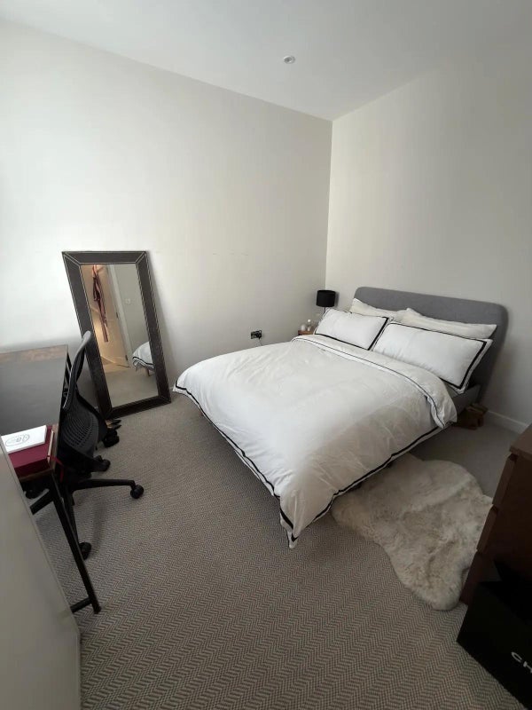 Room Archel Road in Greater London
