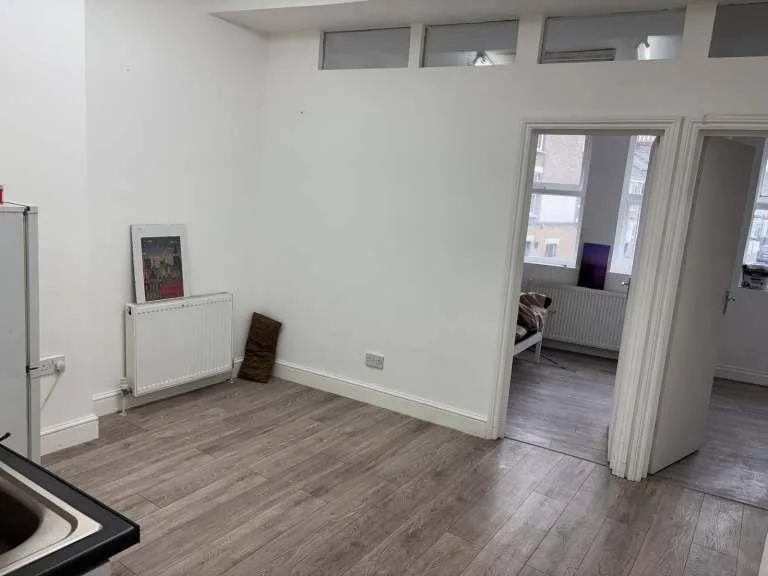 Flat High Road Leyton in Greater London