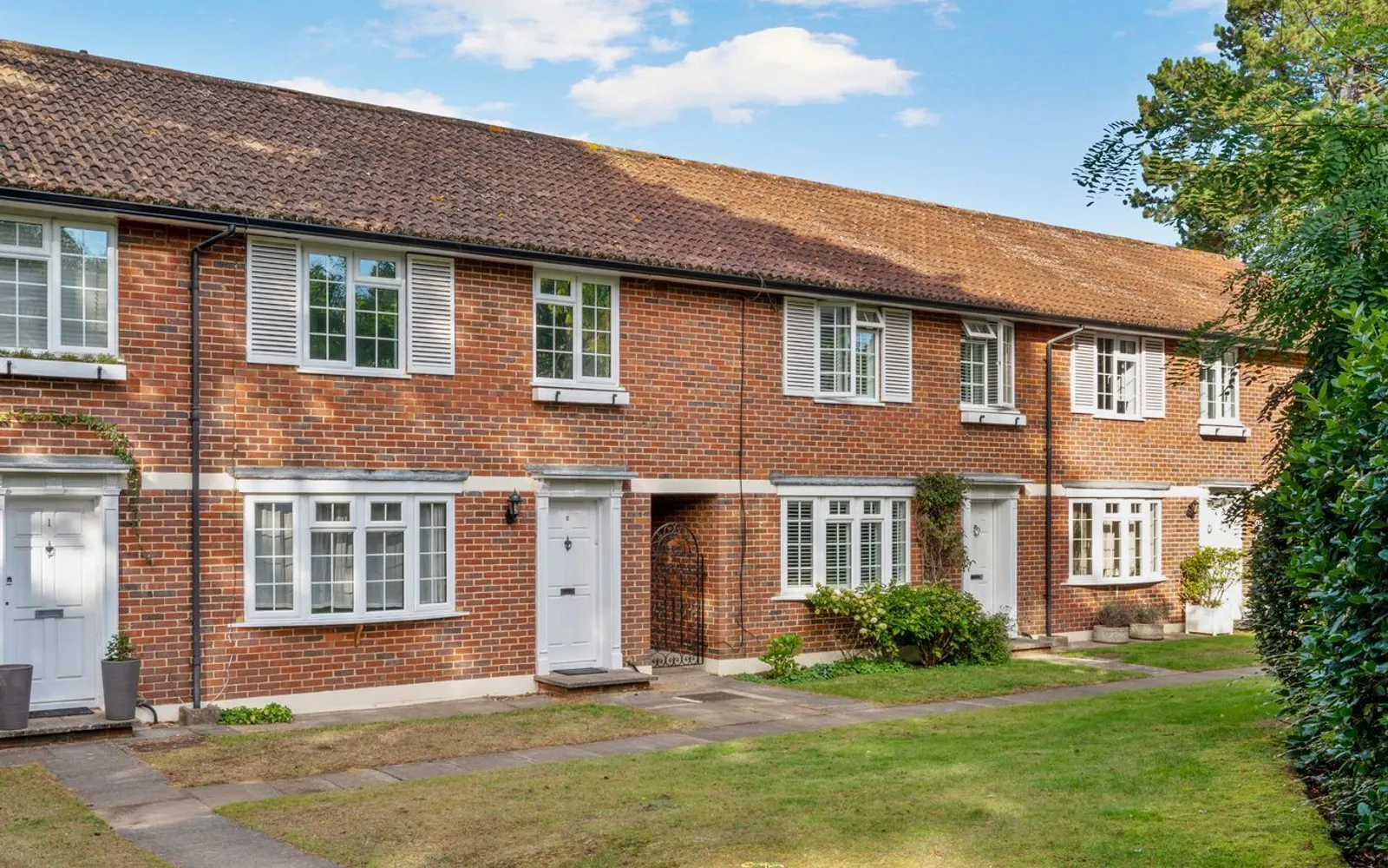 House Gower Road in Elmbridge
