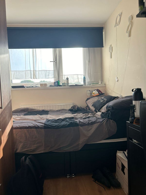 Room Camilla Road in Greater London