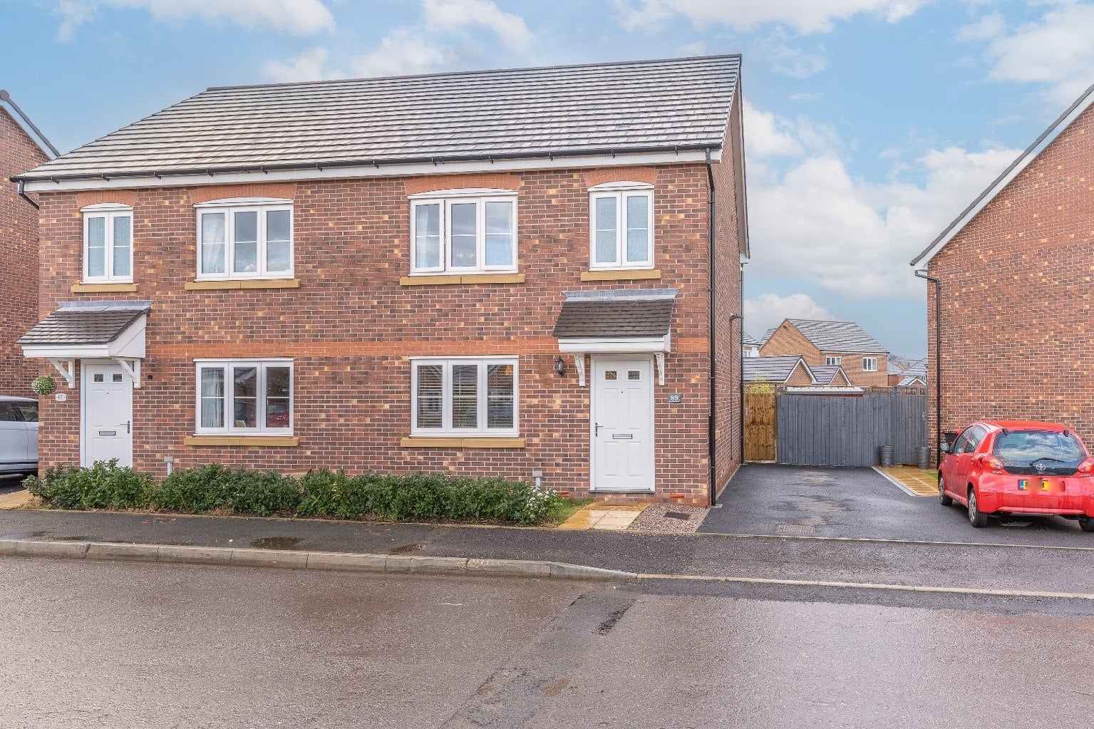 House Lewis Crescent in Wrockwardine