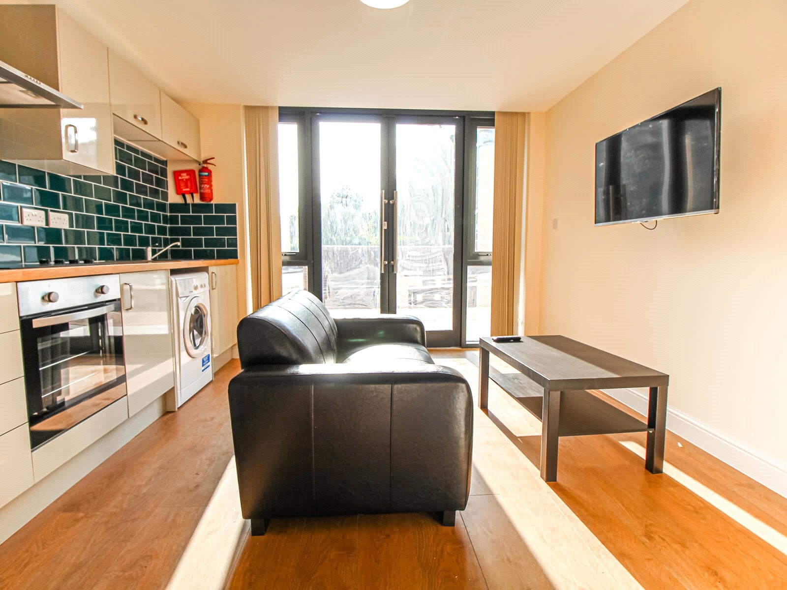 Flat Clarendon Road in Leeds
