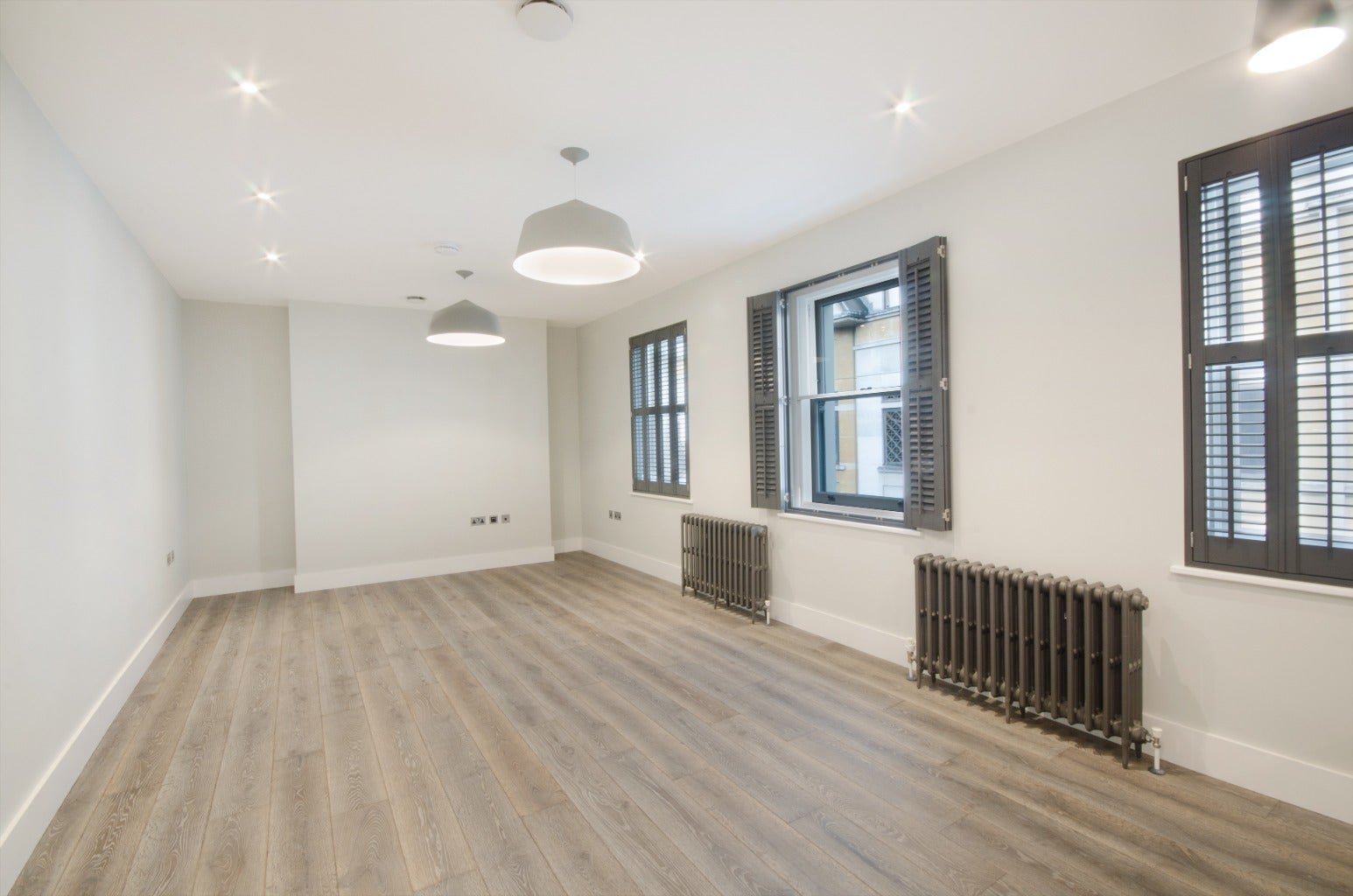 Flat Wardour Street in City of Westminster