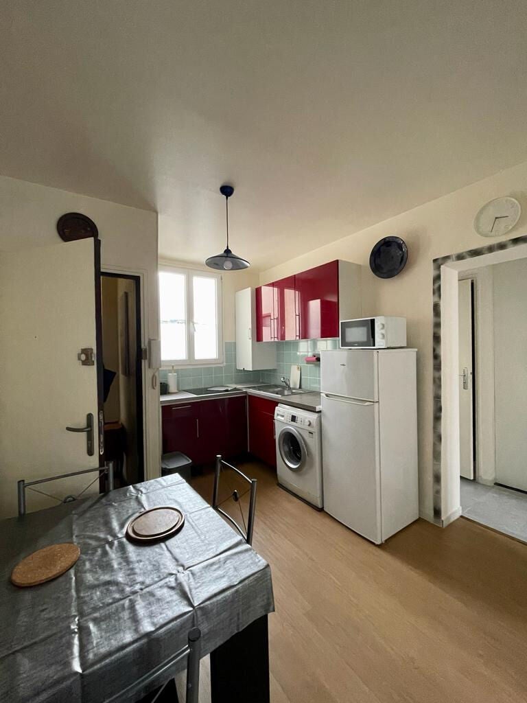 Flat Rue Pasteur in Le Kremlin-Bicêtre