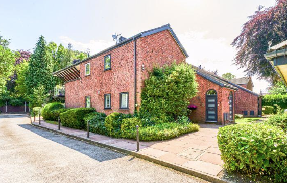 Flat Knutsford Road in Wilmslow