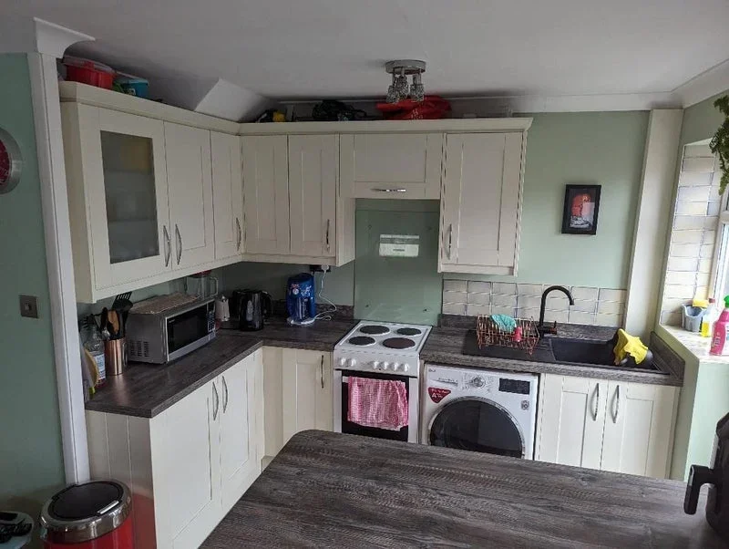 Room Grange Road in Greater London