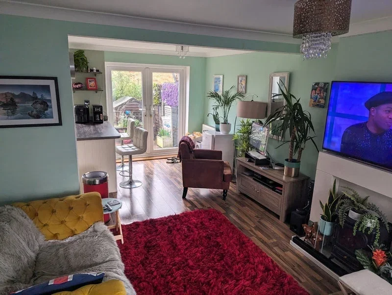 Room Grange Road in Greater London
