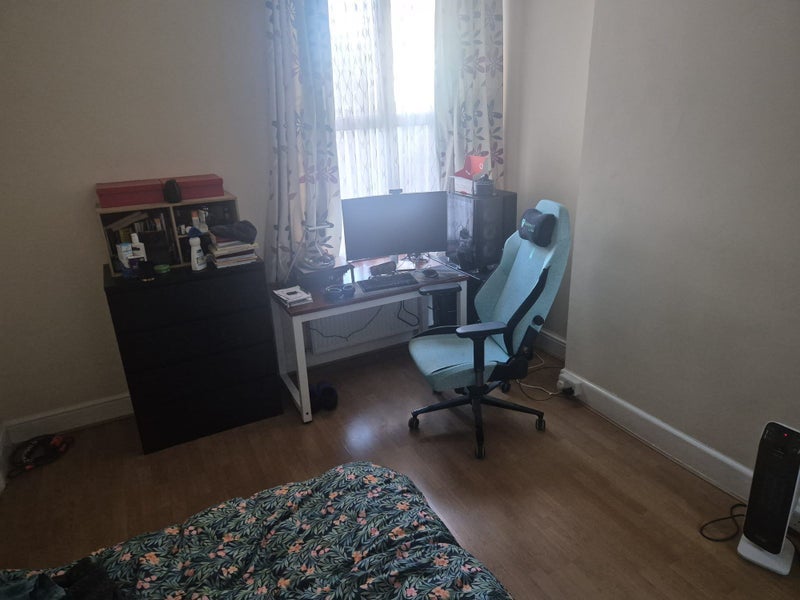 Room Green Lanes in Greater London
