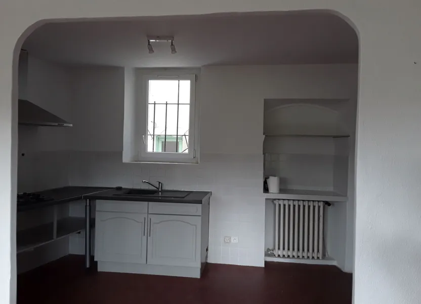 Appartement Avenue Jean Moulin à Château-Arnoux-Saint-Auban