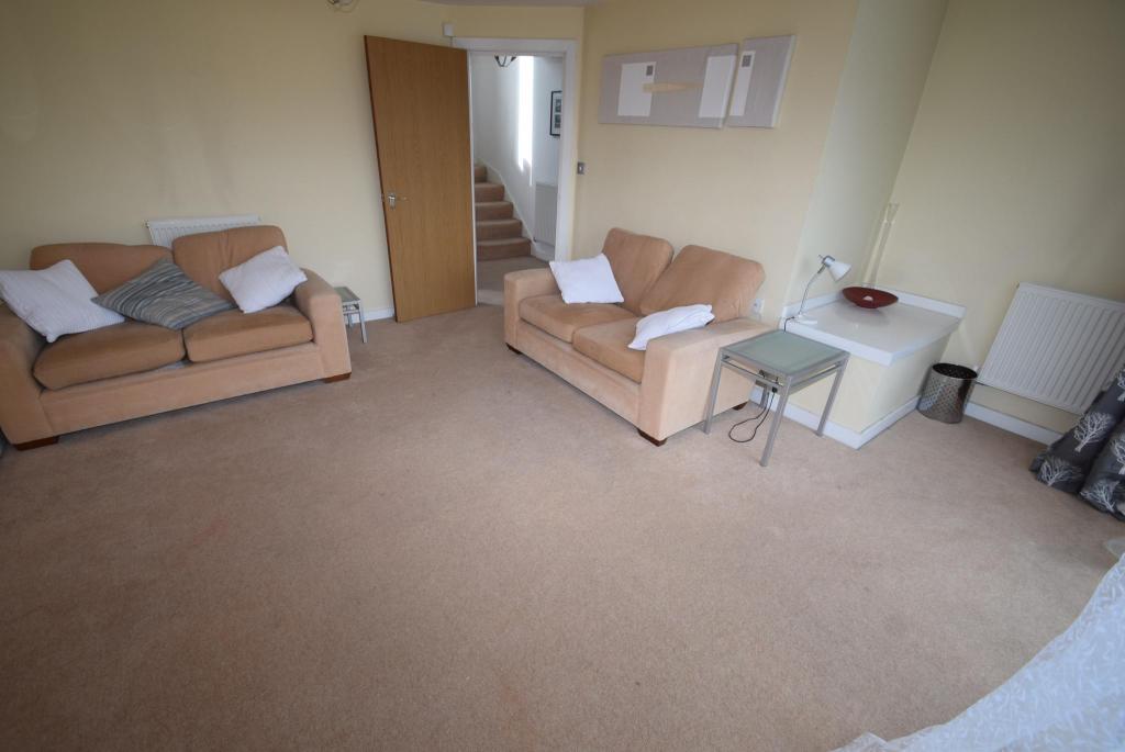 Room Jackson Crescent in Manchester