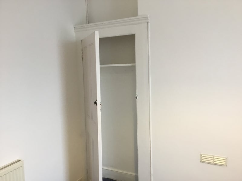 Room Broadfield Road in Greater London