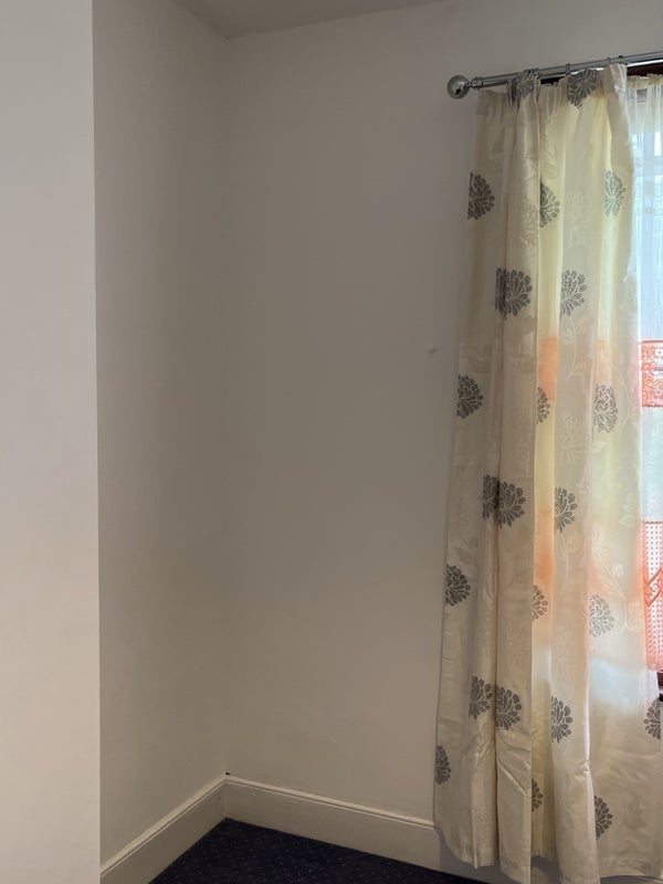 Room Broadfield Road in Greater London