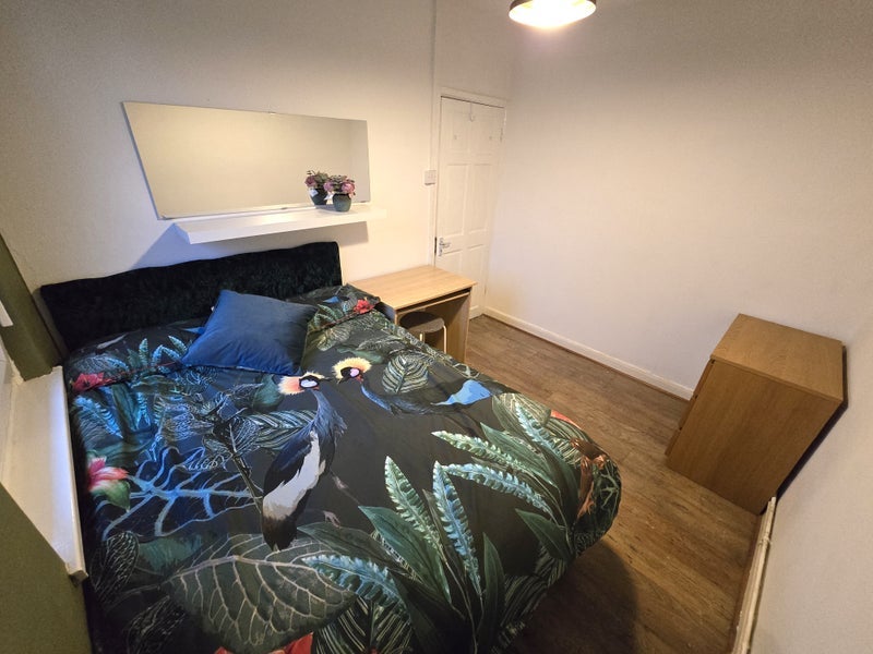 Room Bethnal Green Estate in Greater London