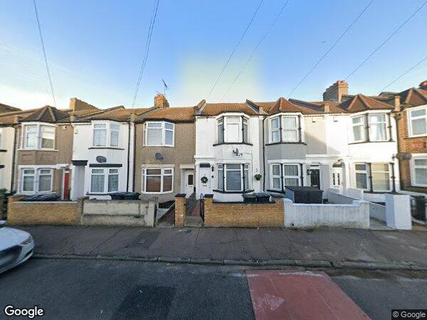 House Knockhall Chase in Dartford