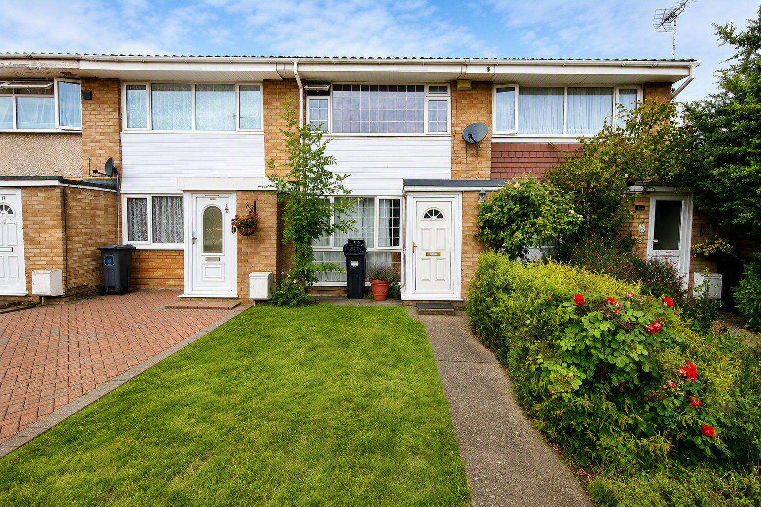 House Sheepcote Close in Greater London