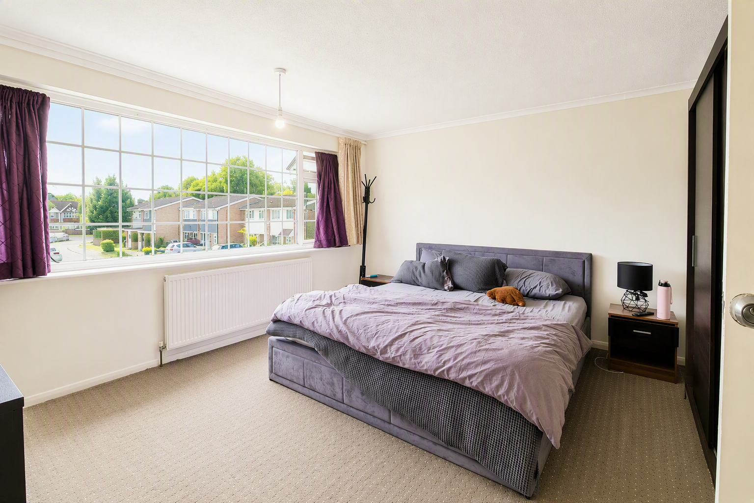 House Sheepcote Close in Greater London