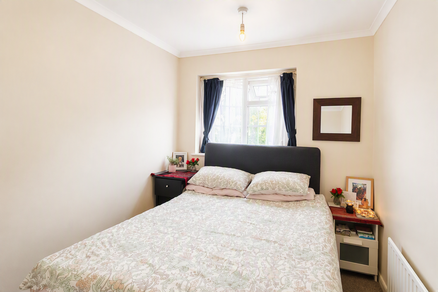 House Sheepcote Close in Greater London