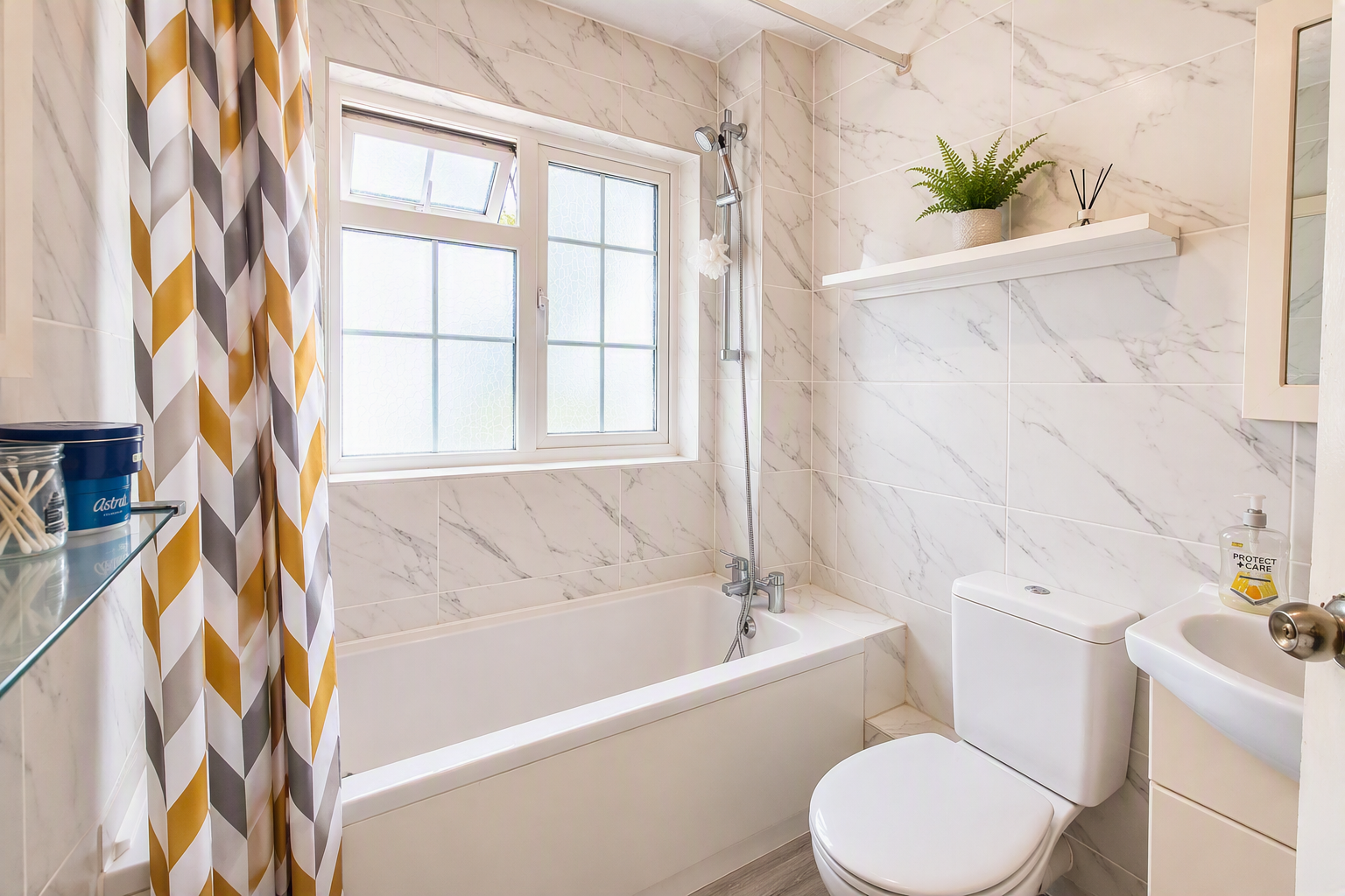 House Sheepcote Close in Greater London