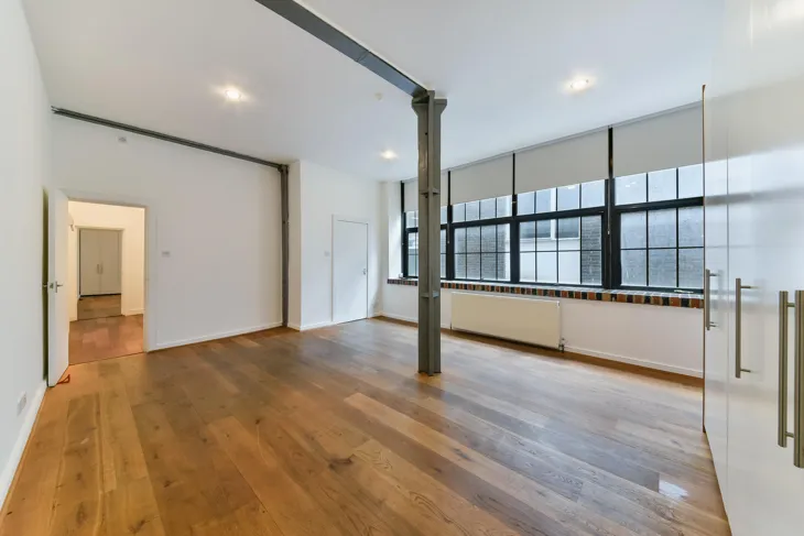 Flat Clerkenwell Road in Greater London
