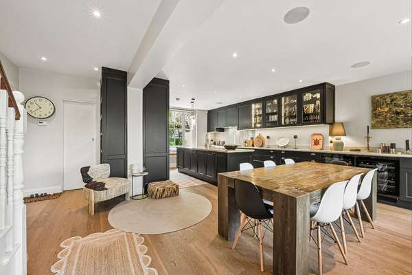 House The Glebe in Greater London
