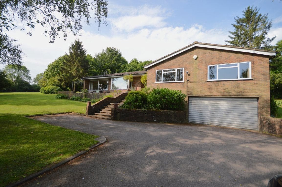 House Piper's Hill in Dacorum
