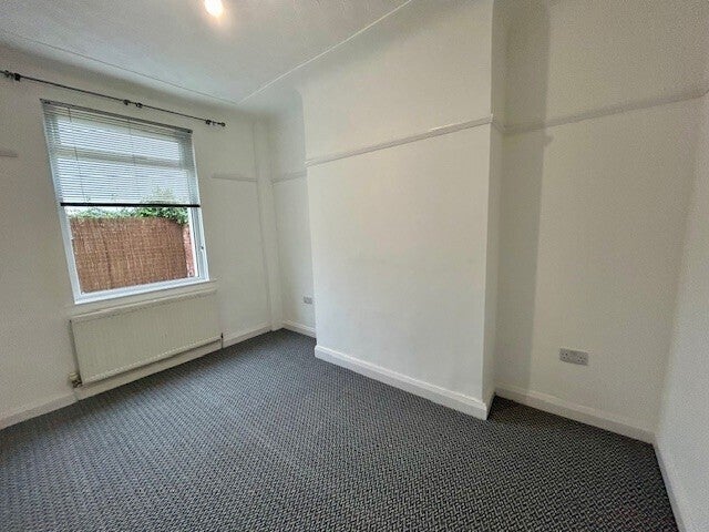 Flat Norwood Road in Wallasey