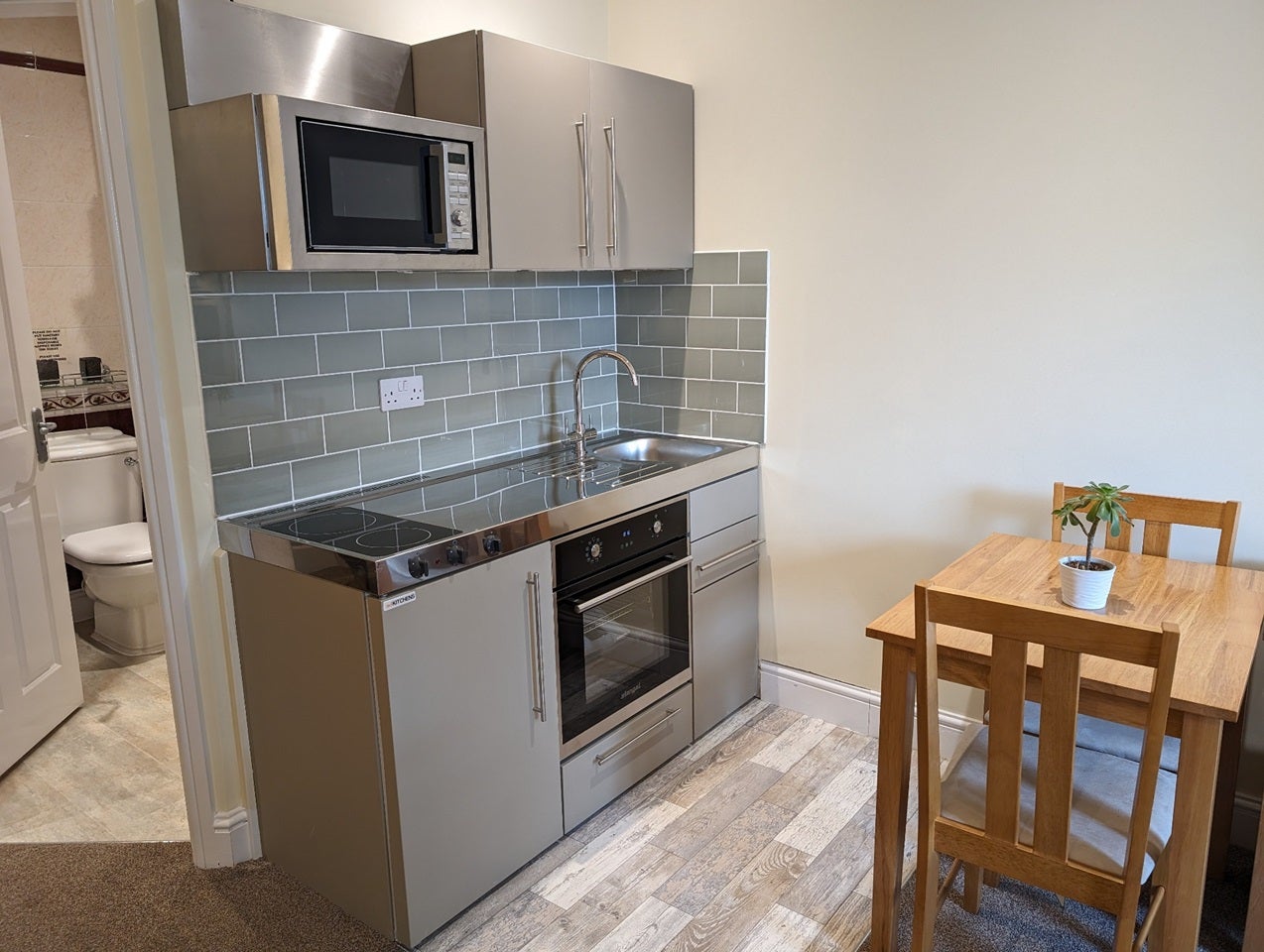 Room Eastcliffe Road in St Blazey