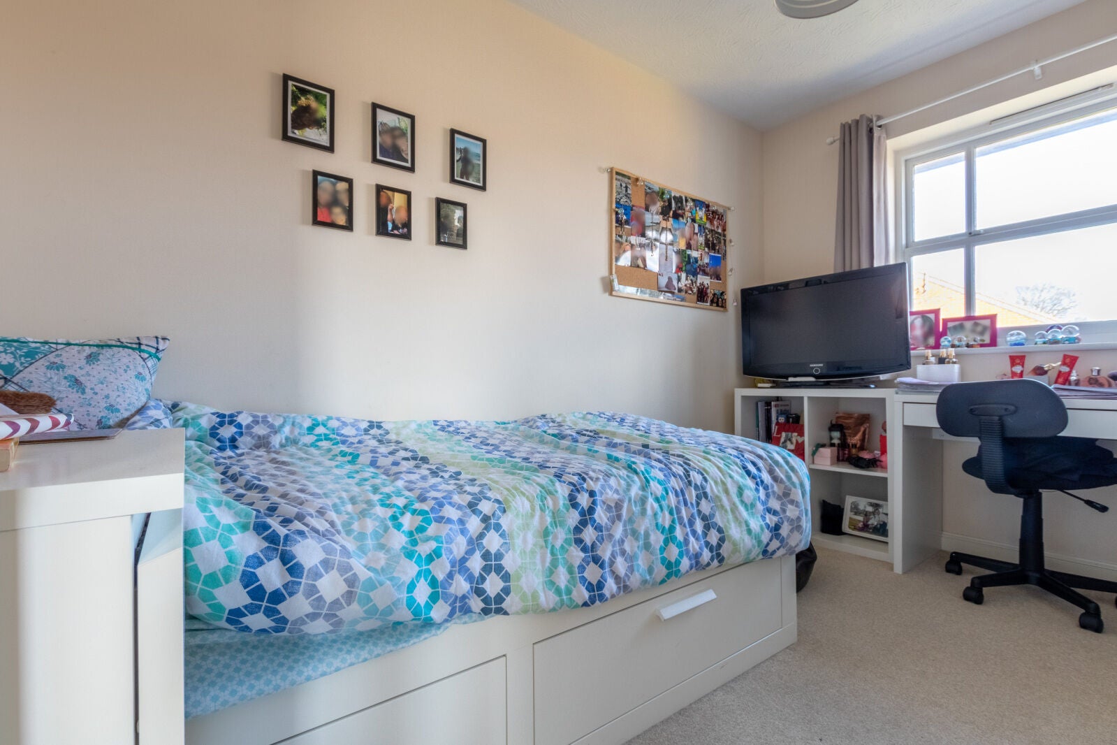 House Dulas Close in South Oxfordshire