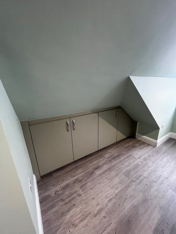 Room Wimborne Road in Poole
