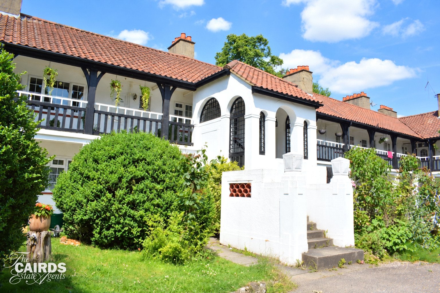 Flat Drummond Gardens in Epsom and Ewell