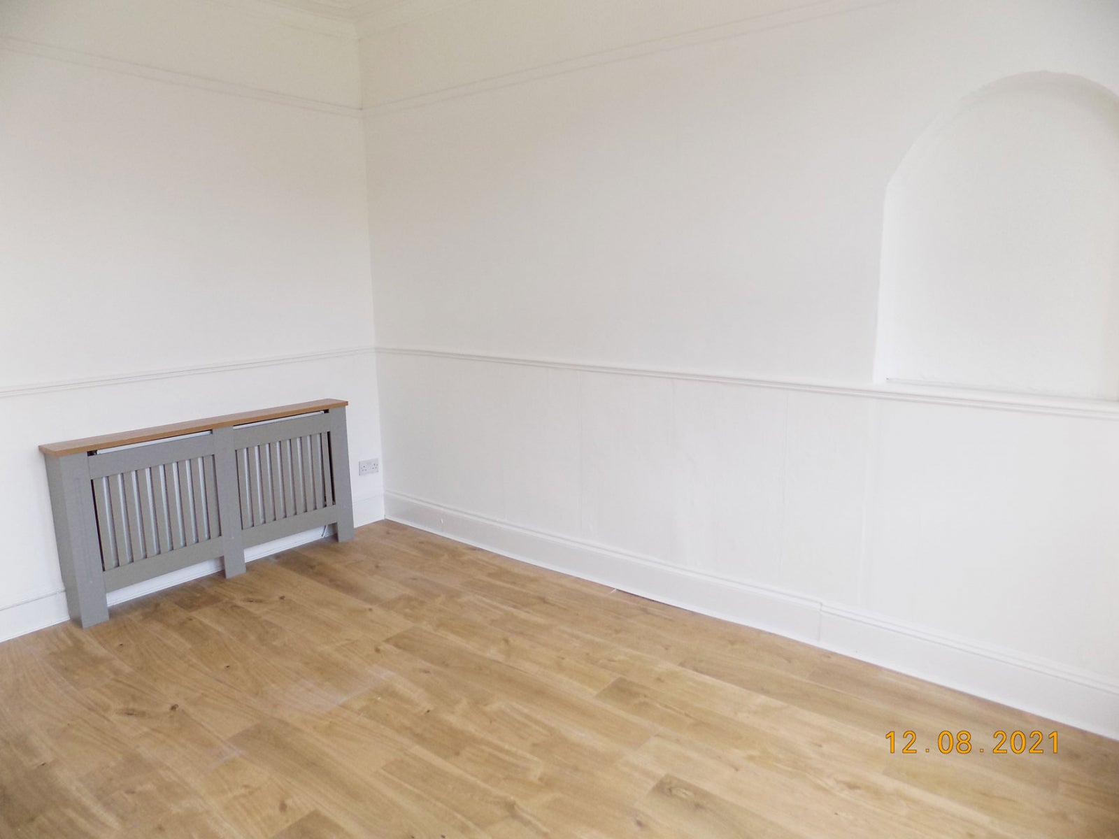 Flat Newton Terrace in Elderslie