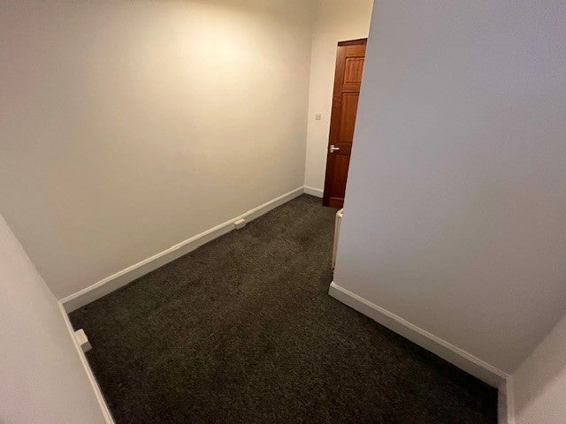 Flat Errol Road in Invergowrie