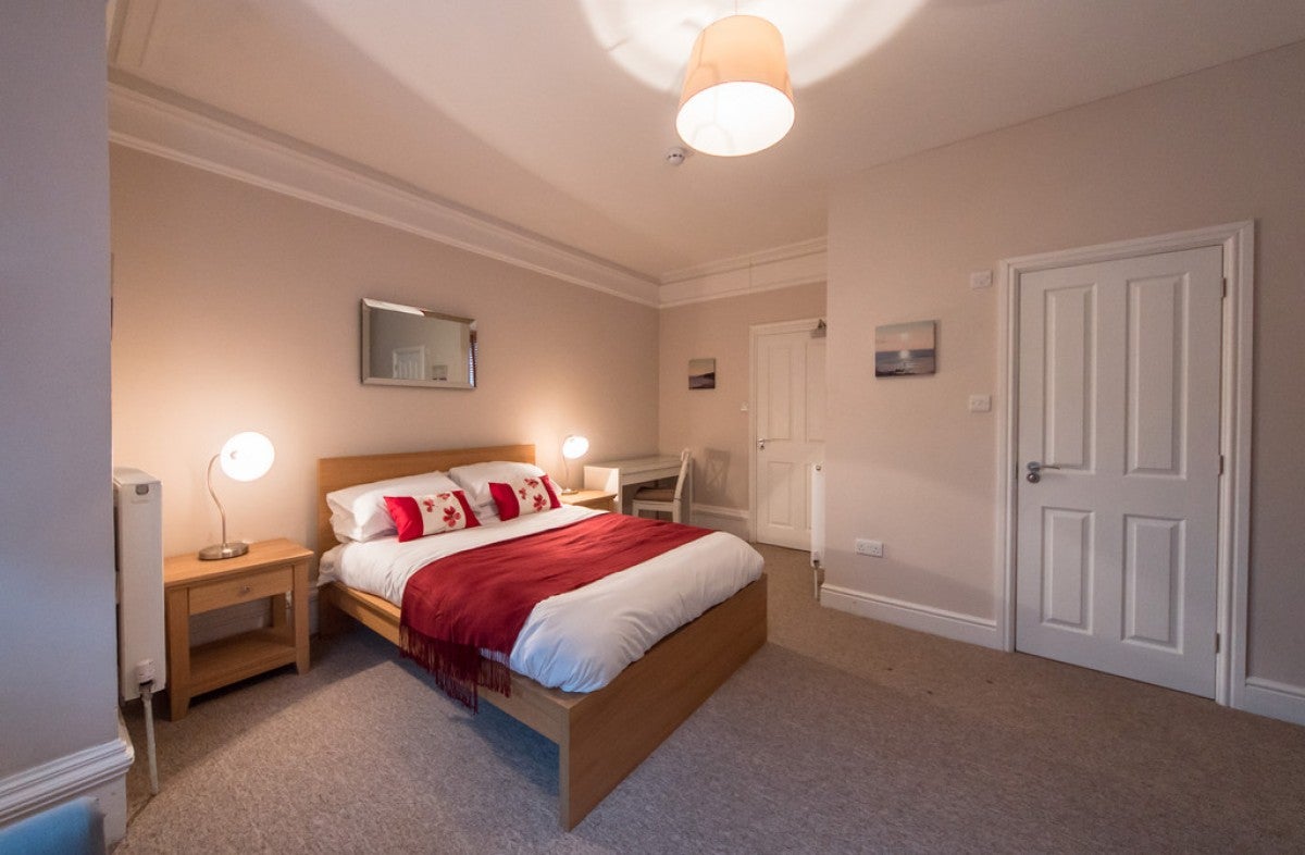 Room Waylen Street in Reading