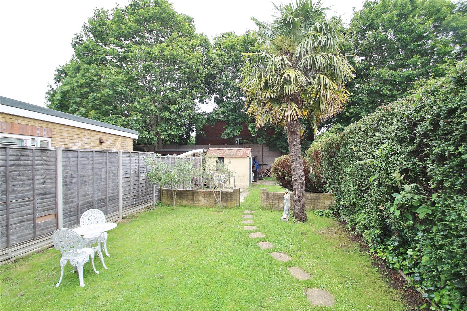 House Wheatley Road in Greater London