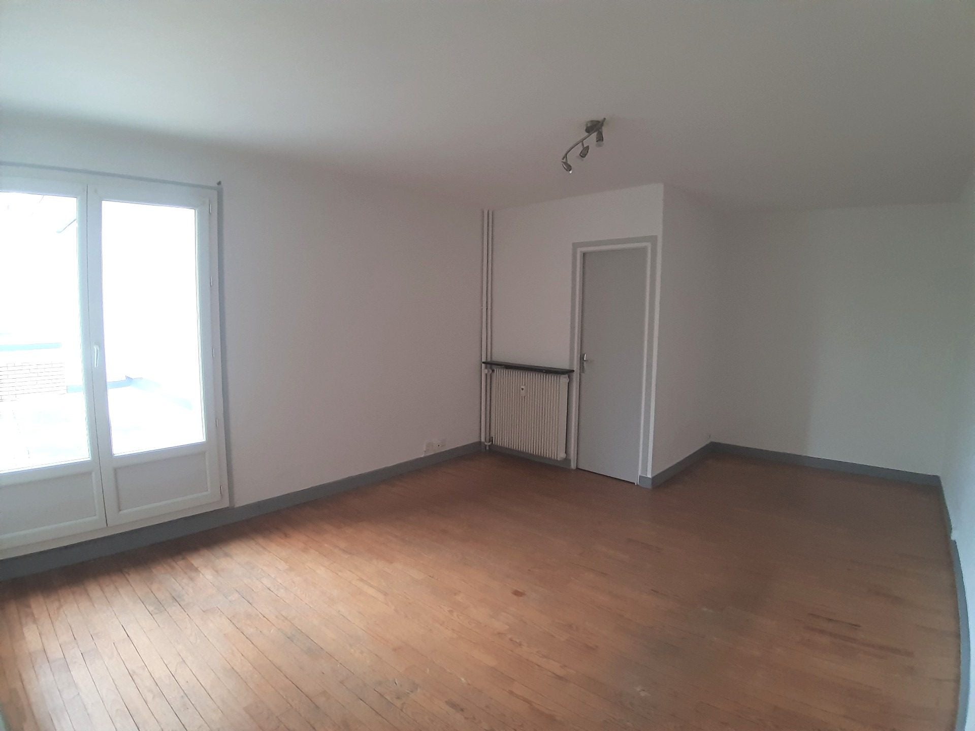 Flat Rue Porte Réale in Beaumont