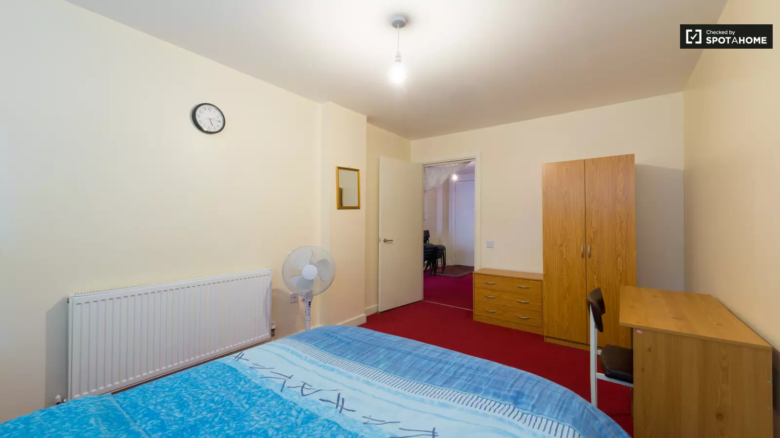 Flat Varcoe Road in Greater London