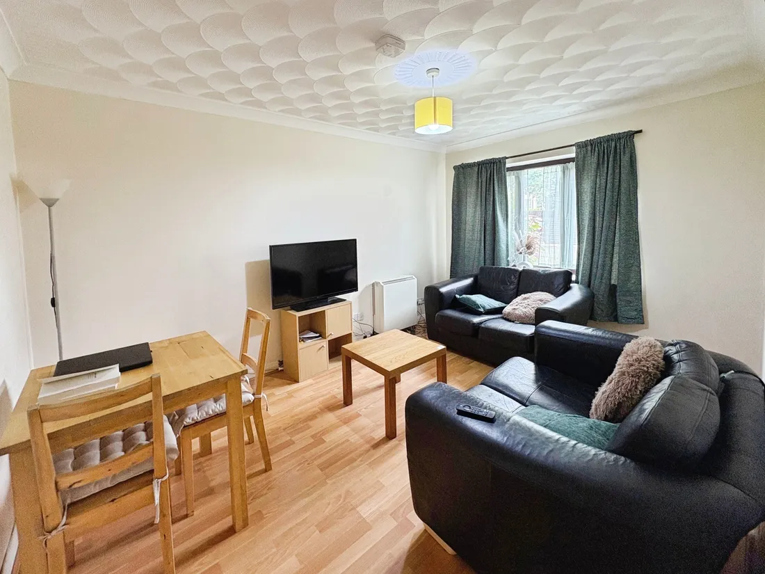 Flat Severn Grove in Cardiff