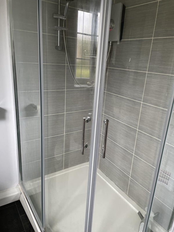 Room Cleeve Place in Nailsea