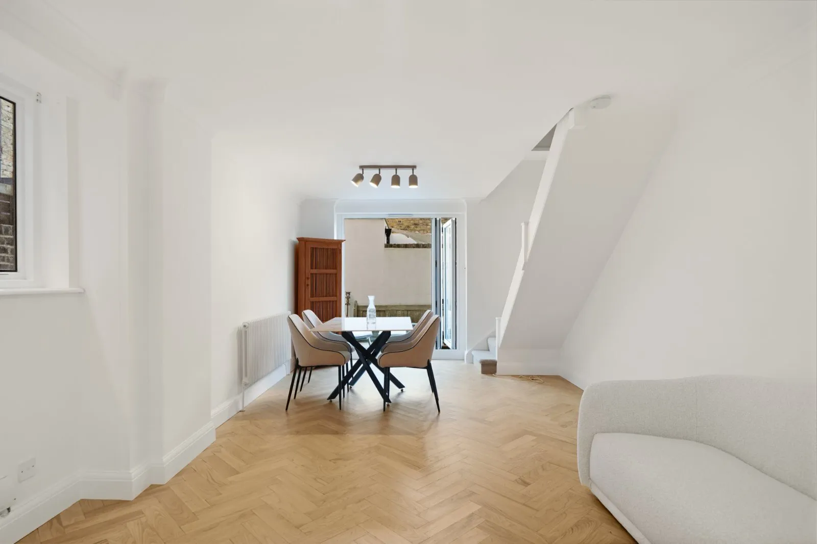 Flat St Helens Gardens in Greater London