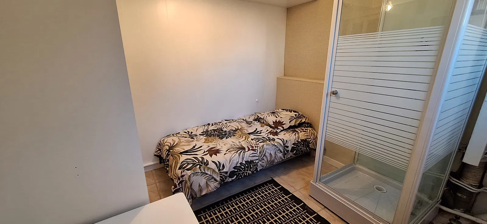Room Avenue des Hortensias in Gonesse