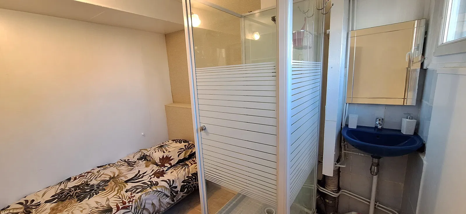 Room Avenue des Hortensias in Gonesse
