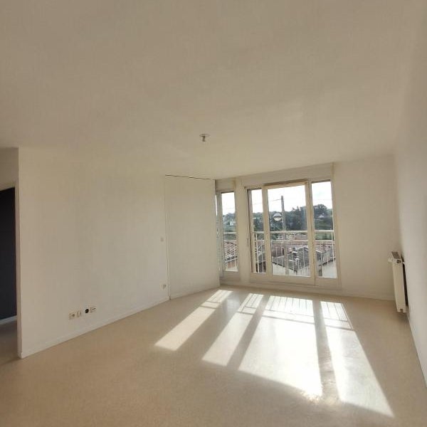 Flat Rue Halle Vieille in Roussillon