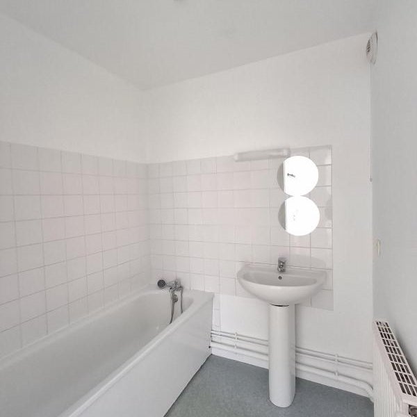 Flat Rue Halle Vieille in Roussillon