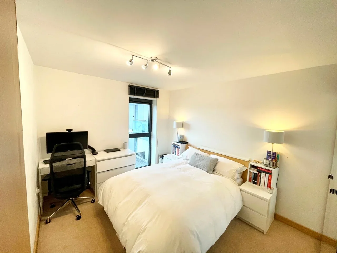 Flat Witherington Road in Greater London