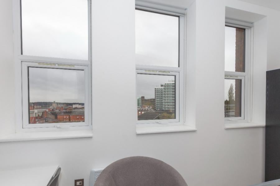 Room Lower Mounts in Northampton