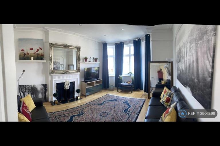 Flat Biddulph Road in City of Westminster